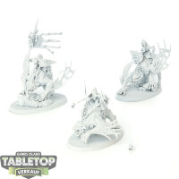 Flesh-eater Courts - 3 Morbheg Knights - grundiert