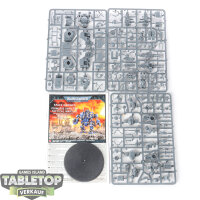 Space Marines - Invictor Tactical Warsuit - im Gussrahmen