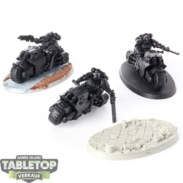 Space Marines - 3x Outriders - grundiert