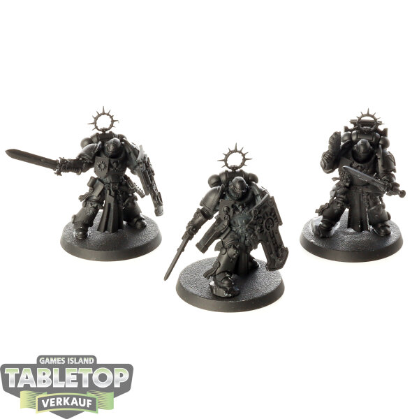 Dark Angels - 3 x Bladeguard Veteran Squad - grundiert