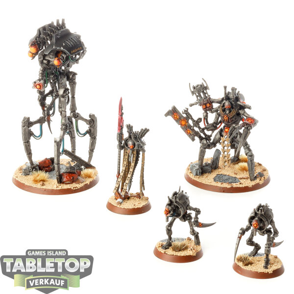 Necrons - Necrons Royal Court - bemalt