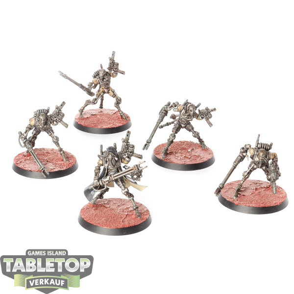 Adeptus Mechanicus - 5 Sicarian Infiltrators - bemalt
