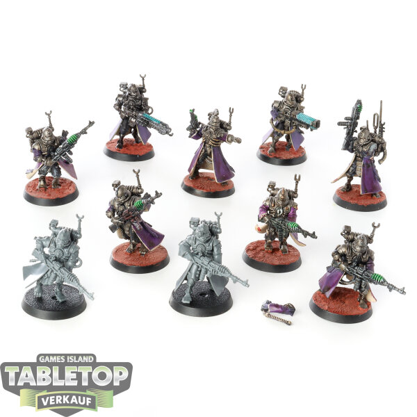 Adeptus Mechanicus - 10 Skitarii Vanguard - teilweise bemalt