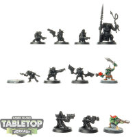 Orks - 11x Ork Gretchin - teilweise bemalt
