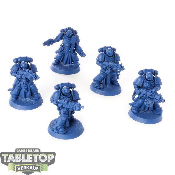 Space Marines - 5x Sternguard Veteran Squad - grundiert