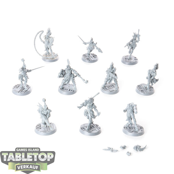 Necromunda - 10 Escher Gang - unbemalt