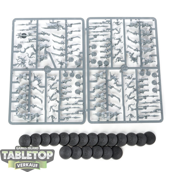 Gloomspite Gitz - 20 Moonclan Stabbas - im Gussrahmen