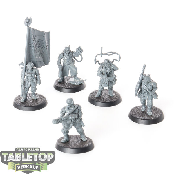 Astra Militarum - 5 Cadian Command Squad - unbemalt