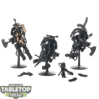 Necrons - 3 x Tomb Blades - teilweise bemalt