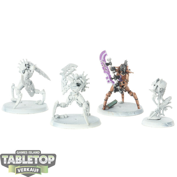 Necrons - 3 x Skorpekh Destroyers - teilweise bemalt