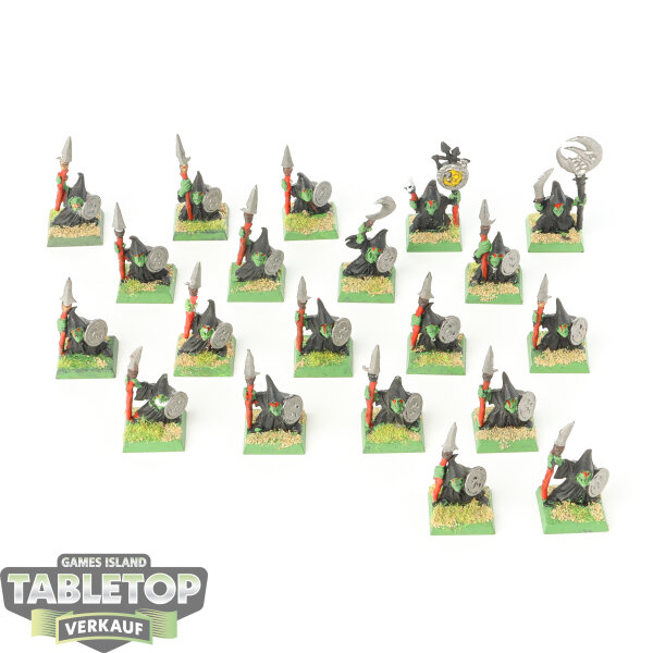 Orc & Goblin Tribes - 20x Night Goblin Mob klassisch - Spearmen - bemalt