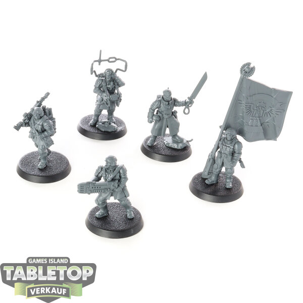 Astra Militarum - 5 Cadian Command Squad - unbemalt