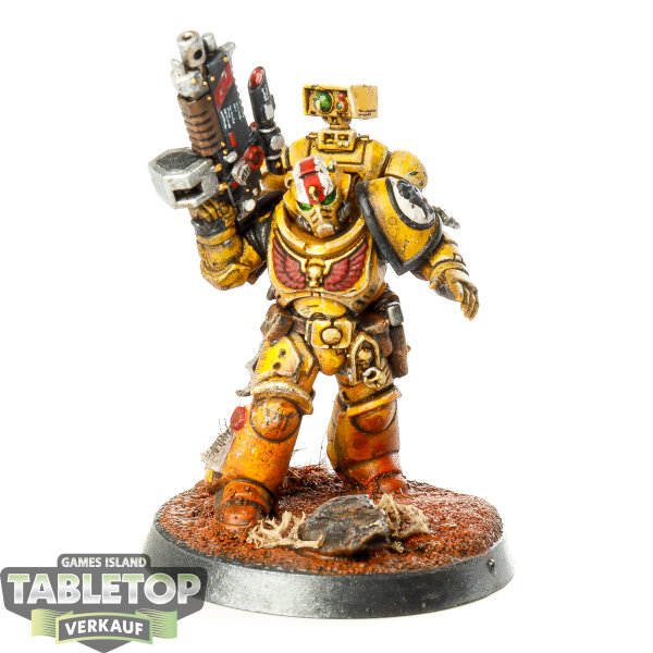 Space Marines - Primaris Lieutenant - bemalt