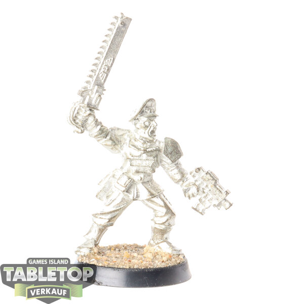 Astra Militarum - Cadian Lieutenant klassisch - unbemalt