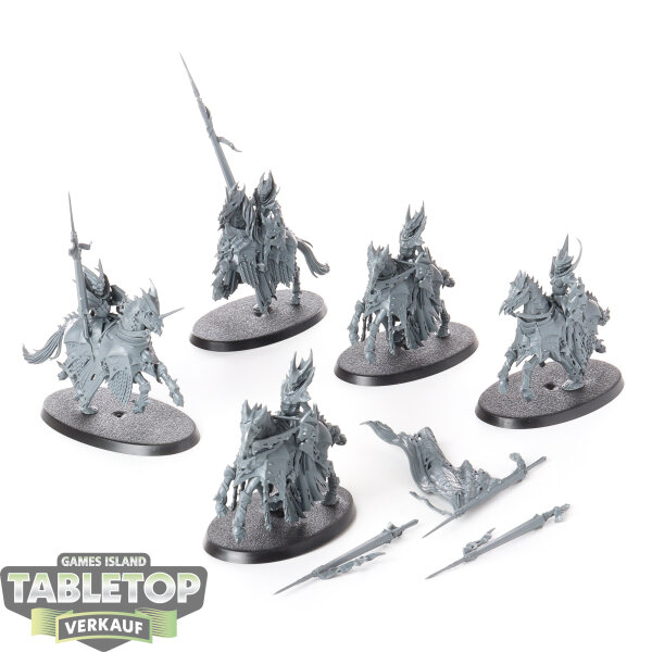 Soulblight Gravelords - 5x Blood Knights - unbemalt
