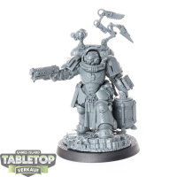 Space Marines - Apothecary Biologis - unbemalt