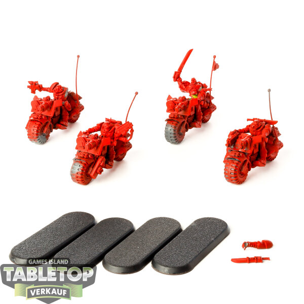 Space Marines - 4x Scout Bike Squad - grundiert