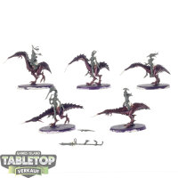 Hedonites of Slaanesh - 5 Hellstriders - teilweise gebaut