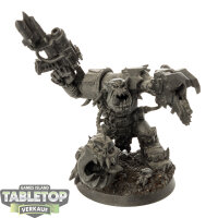 Orks - Ork Warboss with Attack Squig - grundiert