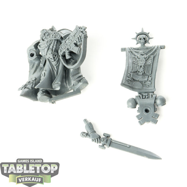 Space Marines - Captain klassisch - grundiert