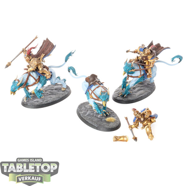 Stormcast Eternals - 3x Vanguard Palladors - bemalt
