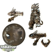 Helsmiths of Hashut - Dominator Engine - teilweise gebaut
