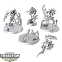 Necrons - 3 x Skorpekh Destroyers - teilweise gebaut
