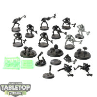 Necrons - 12 x Necron Warriors klassisch - teilweise gebaut