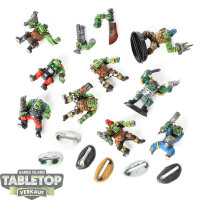 Orks - 9 x Gorkamorka Ork Boyz Mob - bemalt
