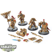 Adeptus Custodes - 5 Custodian Guard - bemalt