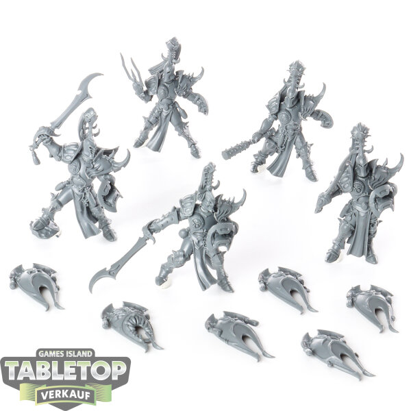 Hedonites of Slaanesh - 5x Myrmidesh Painbringers - teilweise gebaut