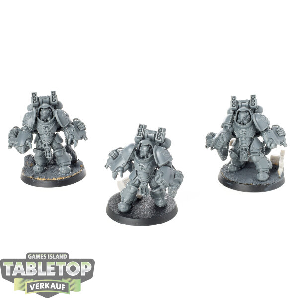 Ultramarines - 3 Aggressor Squad - unbemalt
