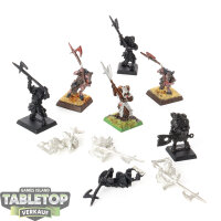 Beastmen Brayherds - 10 Bestigors klassisch - teilweise...