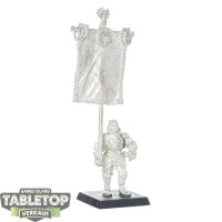 Empire of Man - Empire Army Standard Bearer - unbemalt