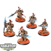 Adeptus Custodes - 5 Custodian Guard - bemalt