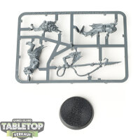 Orruk Warclans - Neckslicer with Harpoon - im Gussrahmen