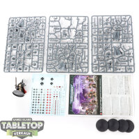 Black Templars - 5x Sword Brethren - teilweise gebaut