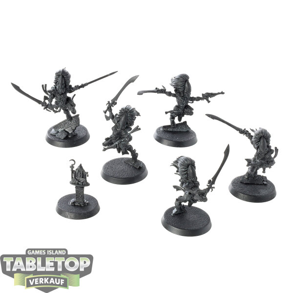 Aeldari - 5x Howling Banshees - grundiert