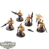Adeptus Custodes - 5x Custodian Wardens - teilweise bemalt