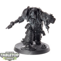 Space Marines - Librarian in Terminator Armour - grundiert