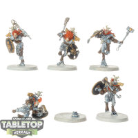 Space Wolves - 5 Wulfen - teilweise bemalt