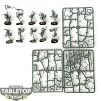 Daughters of Khaine - 10 Witch Aelves - teilweise gebaut