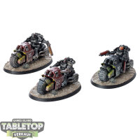 Space Marines - 3x Outriders - bemalt
