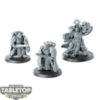 Ultramarines - Marneus Calgar with Victrix Honour Guard...