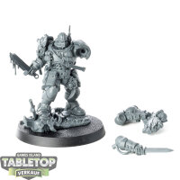 Space Marines - Lieutenant with Combi-Weapon - unbemalt