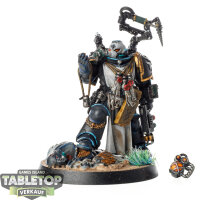 Black Templars - Apothecary - bemalt