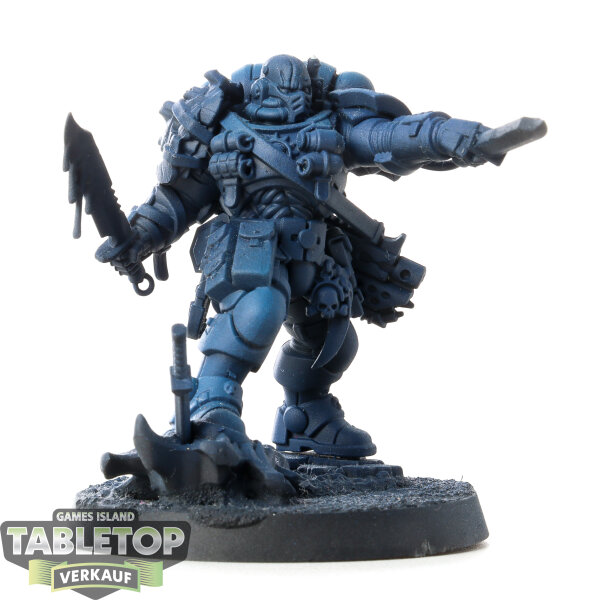 Space Marines - Lieutenant with Combi-Weapon - unbemalt