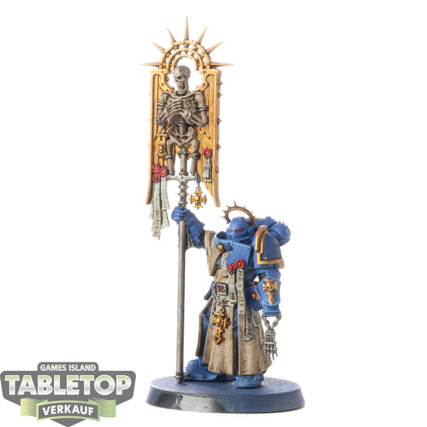 Space Marines - Bladeguard Ancient - bemalt