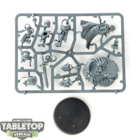 Space Marines - Captain in Terminator Armour - im Gussrahmen