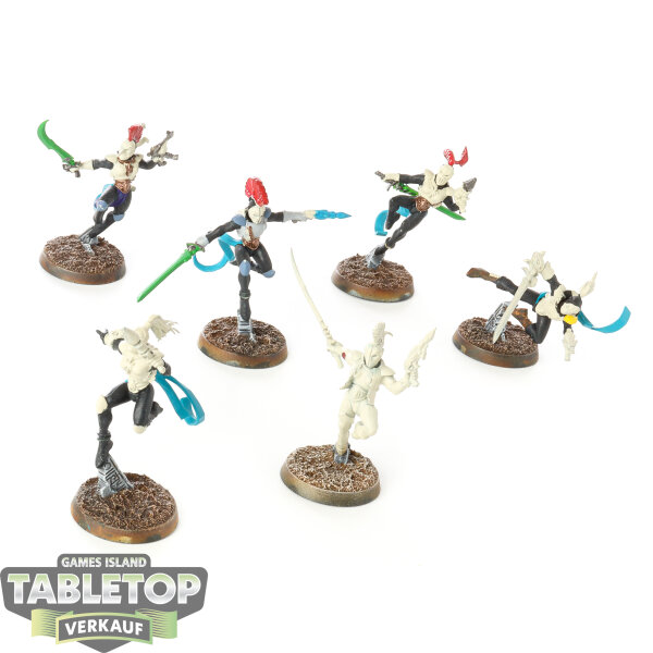 Aeldari - 6x Harlequin Troupe - teilweise bemalt